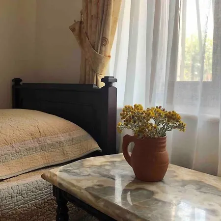 Tatil Evi A Summer House Is Close To The Sea With A Garden Fethiye